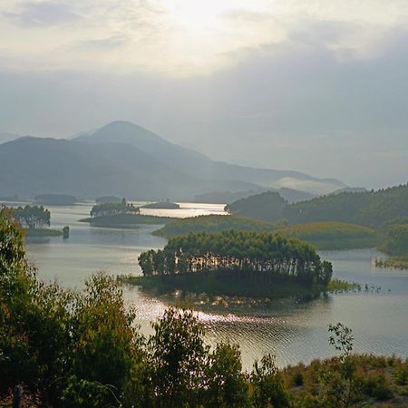 Giangtien Homestay-Vulinh Farmstay-Bungalow 옌빈현 외부 사진